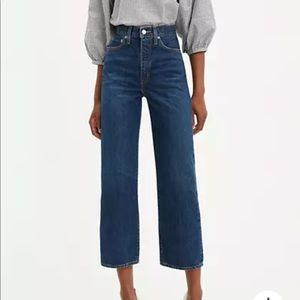 Levi’s rib cage straight jeans